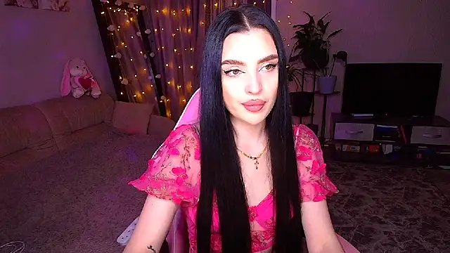 Snapshot of __Malika__ chatting on December 3, 2025, 4:39 pm Malika online show from December 3, 2025, 4:39 pm