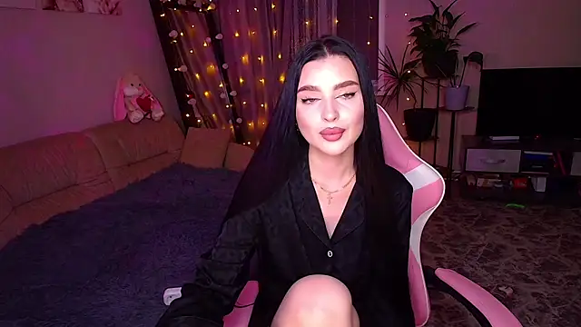 Snapshot of __Malika__ chatting on November 28, 2025, 4:29 pm Malika online show from November 28, 2025, 4:29 pm