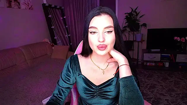 Snapshot of __Malika__ chatting on November 23, 2025, 3:11 pm Malika online show from November 23, 2025, 3:11 pm