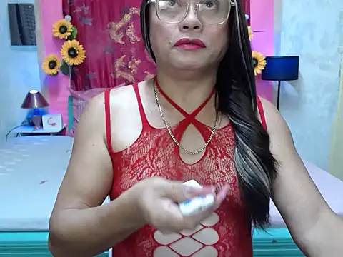 Snapshot of UrAsianPrincessDanie chatting on June 20, 2026, 7:30 pm UrAsianPrincessDanie online show from June 20, 2026, 7:30 pm