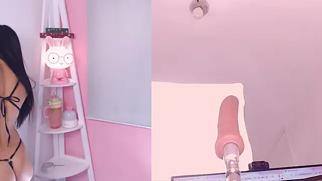 Snapshot of Sweet_Susie_ chatting on November 26, 2025, 8:42 pm Sweet Susie online show from November 26, 2025, 8:42 pm