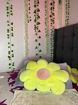 DazedGlade online show from November 9, 2025, 1:26 pm