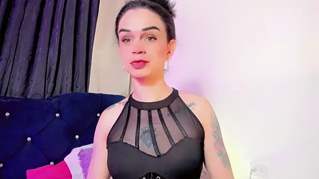 Snapshot of lesly_xx chatting on November 18, 2025, 3:21 am lesly xx online show from November 18, 2025, 3:21 am