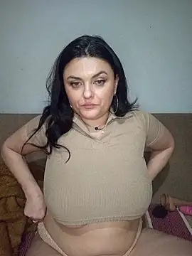 Snapshot of sweetychloelle chatting on December 15, 2024, 7:21 pm sweetychloelle online show from December 15, 2024, 7:21 pm