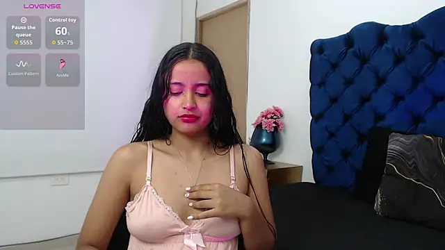 Lili666  online show from October 3, 2025, 3:20 am