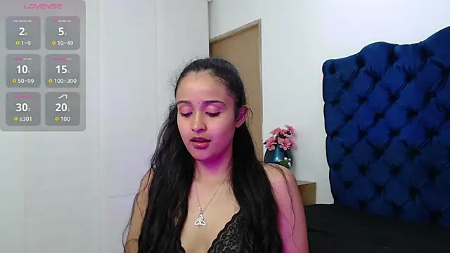 Snapshot of Lili666_ chatting on November 2, 2025, 3:44 am Lili666 online show from November 2, 2025, 3:44 am