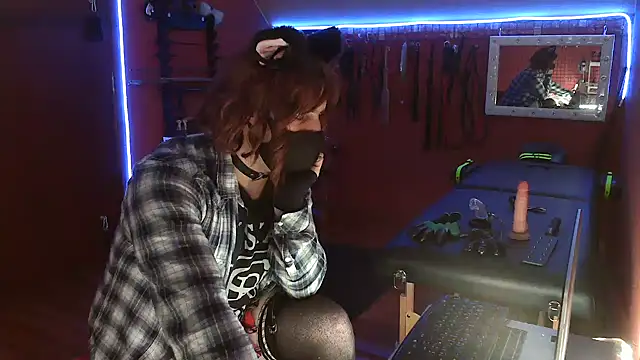 Ginny-the-bdsm-nympho online show from October 2, 2025, 5:05 pm