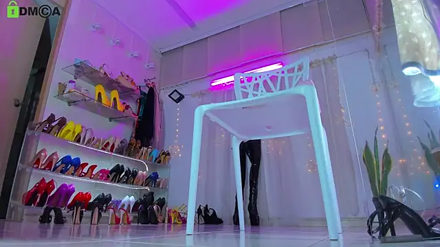 Snapshot of kendrarioss chatting on October 24, 2025, 9:03 pm kendrarioss online show from October 24, 2025, 9:03 pm