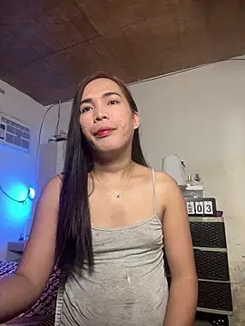 Snapshot of Msyensmith chatting on October 3, 2025, 12:36 am Msyensmith online show from October 3, 2025, 12:36 am