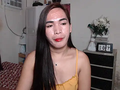 Snapshot of Msyensmith chatting on November 7, 2025, 1:59 pm Msyensmith online show from November 7, 2025, 1:59 pm