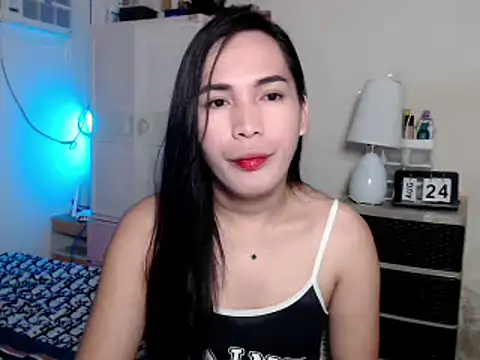 Snapshot of Msyensmith chatting on September 24, 2025, 12:51 am Msyensmith online show from September 24, 2025, 12:51 am