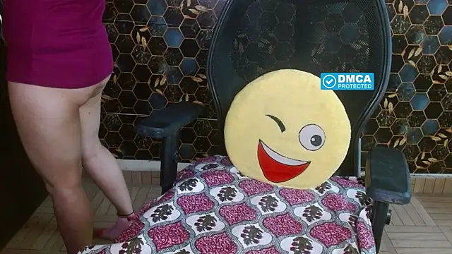 Snapshot of KinderrJoy chatting on April 13, 2026, 5:22 am KinderrJoy online show from April 13, 2026, 5:22 am