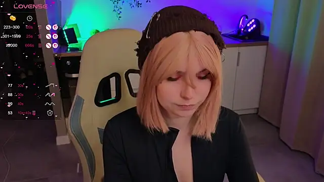 Snapshot of zelda_1 chatting on October 8, 2025, 7:25 pm zelda 1 online show from October 8, 2025, 7:25 pm