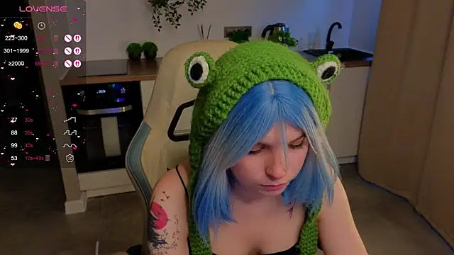 Snapshot of zelda_1 chatting on October 22, 2025, 12:15 pm zelda 1 online show from October 22, 2025, 12:15 pm