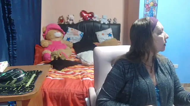milfeddy  online show from March 6, 2025, 9:09 pm