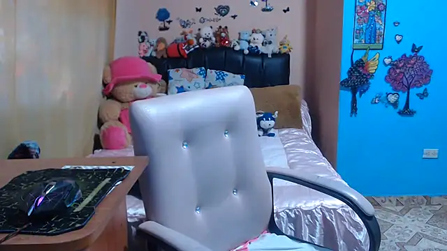 milfeddy  online show from July 29, 2026, 11:42 am