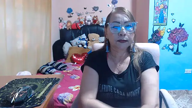 milfeddy  online show from June 4, 2026, 9:19 pm