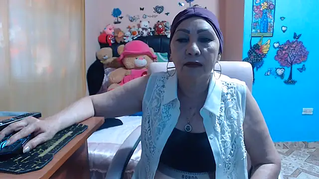 milfeddy  online show from August 4, 2026, 8:35 pm