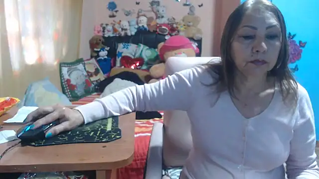 milfeddy  online show from November 5, 2025, 12:19 pm