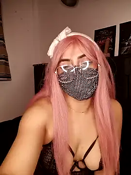 Snapshot of Bayan-Queen chatting on December 14, 2025, 4:23 pm Bayan-Queen online show from December 14, 2025, 4:23 pm