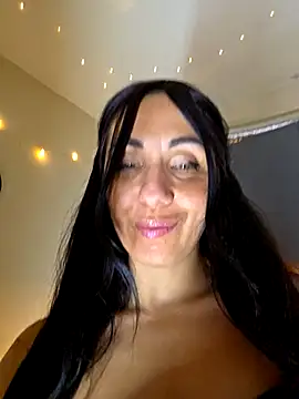 LeticiaWoods online show from March 18, 2026, 9:59 pm