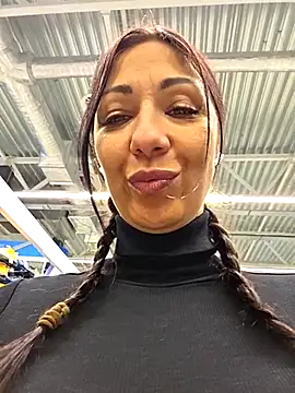 LeticiaWoods online show from February 8, 2026, 1:31 pm