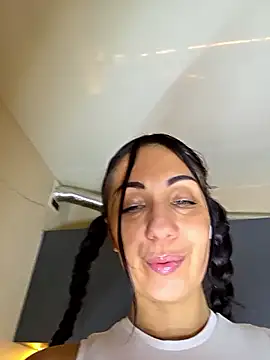 LeticiaWoods online show from March 13, 2026, 8:30 am