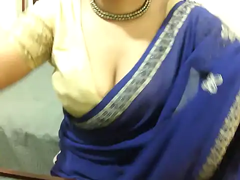 cutebengaligirl online show from March 12, 2026, 6:34 pm