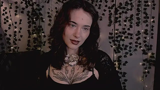 Snapshot of risha_laas chatting on November 29, 2025, 7:58 pm risha laas online show from November 29, 2025, 7:58 pm