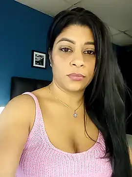 Snapshot of Lashmy111 chatting on February 7, 2025, 3:45 am Lashmy111 online show from February 7, 2025, 3:45 am