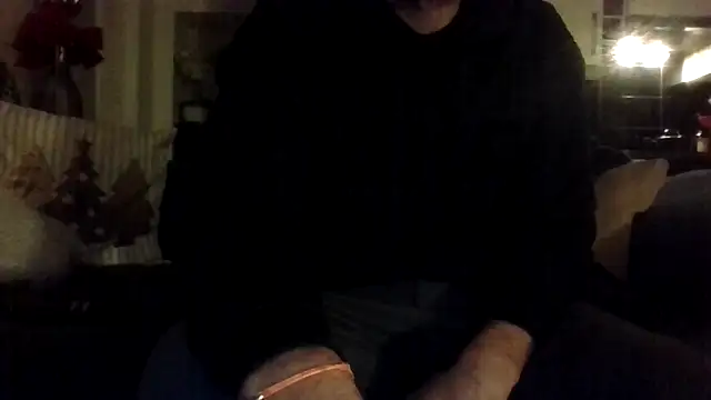 lololaland online show from November 10, 2025, 12:48 am