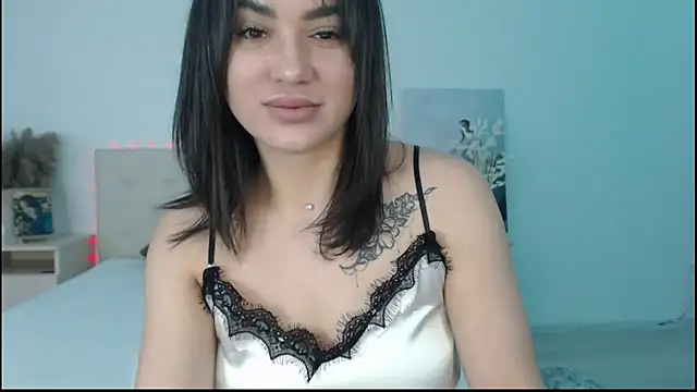 RoxannePure online show from March 14, 2025, 5:05 am