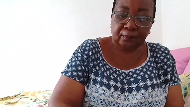 Snapshot of KinkyRicoSaisyours chatting on November 28, 2025, 7:19 am KinkyRicoSaisyours online show from November 28, 2025, 7:19 am