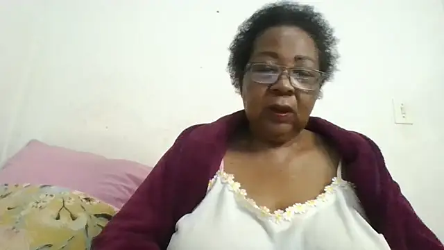 Snapshot of KinkyRicoSaisyours chatting on June 17, 2026, 5:51 am KinkyRicoSaisyours online show from June 17, 2026, 5:51 am
