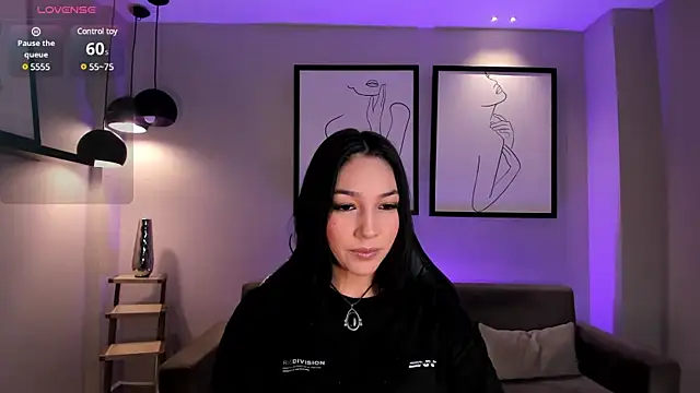 RossieRhoades online show from March 7, 2025, 12:01 pm