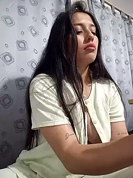 Snapshot of Sofia_888 chatting on January 25, 2025, 3:51 am Sofia 888 online show from January 25, 2025, 3:51 am