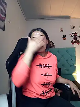 Snapshot of Sofia_888 chatting on October 21, 2025, 1:10 pm Sofia 888 online show from October 21, 2025, 1:10 pm