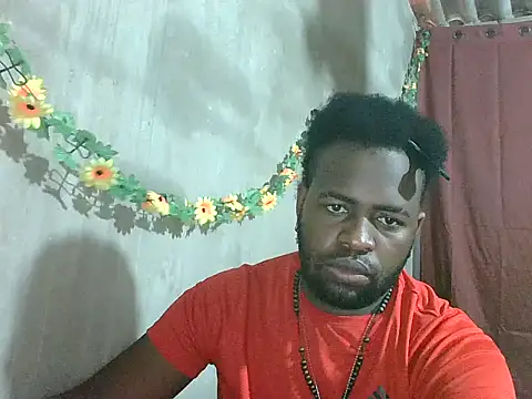 Snapshot of 2ocmaxi chatting on December 17, 2025, 6:35 pm 2ocmaxi online show from December 17, 2025, 6:35 pm