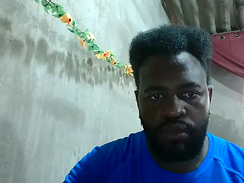 Snapshot of 2ocmaxi chatting on November 13, 2025, 8:13 pm 2ocmaxi online show from November 13, 2025, 8:13 pm