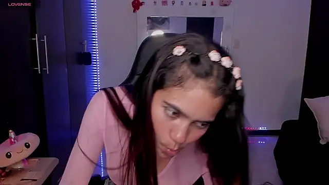 Snapshot of Sallye_ chatting on February 9, 2025, 10:43 pm Sallye online show from February 9, 2025, 10:43 pm