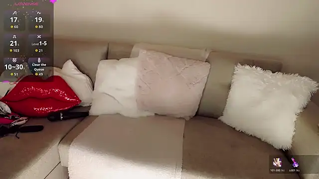 aysuncum online show from March 15, 2026, 7:32 pm