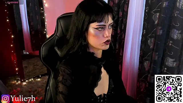Snapshot of _Jessy_Moon_ chatting on July 9, 2026, 10:42 pm Jessy Moon online show from July 9, 2026, 10:42 pm