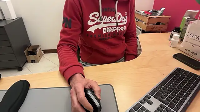 riccardofortis online show from January 16, 2026, 5:39 pm