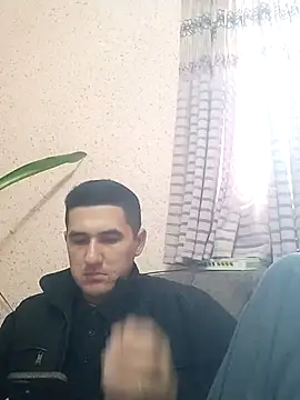 bobur4002 online show from December 14, 2025, 9:26 am