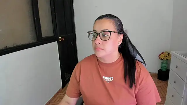 Snapshot of smile_sweetpao chatting on October 22, 2025, 12:10 am smile sweetpao online show from October 22, 2025, 12:10 am