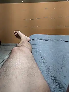 Snapshot of trimineiro_ chatting on February 22, 2026, 11:28 pm trimineiro online show from February 22, 2026, 11:28 pm