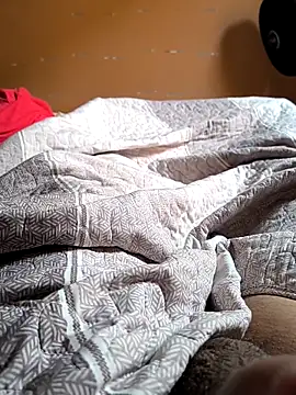 Snapshot of trimineiro_ chatting on December 17, 2025, 9:14 am trimineiro online show from December 17, 2025, 9:14 am