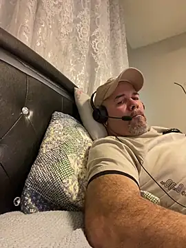 Cristian-Brayan online show from March 9, 2026, 9:18 pm