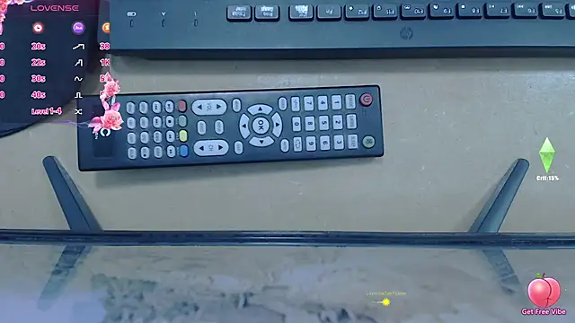 Valentina lara01 online show from November 25, 2025, 12:22 am