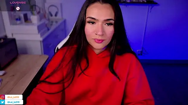 ImLui lu online show from October 13, 2025, 8:43 pm